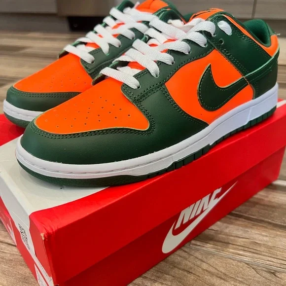 Nike Dunk Low Miami Hurricanes Gorge Green Total Orange Men's Size 9 - Picture 2 of 7